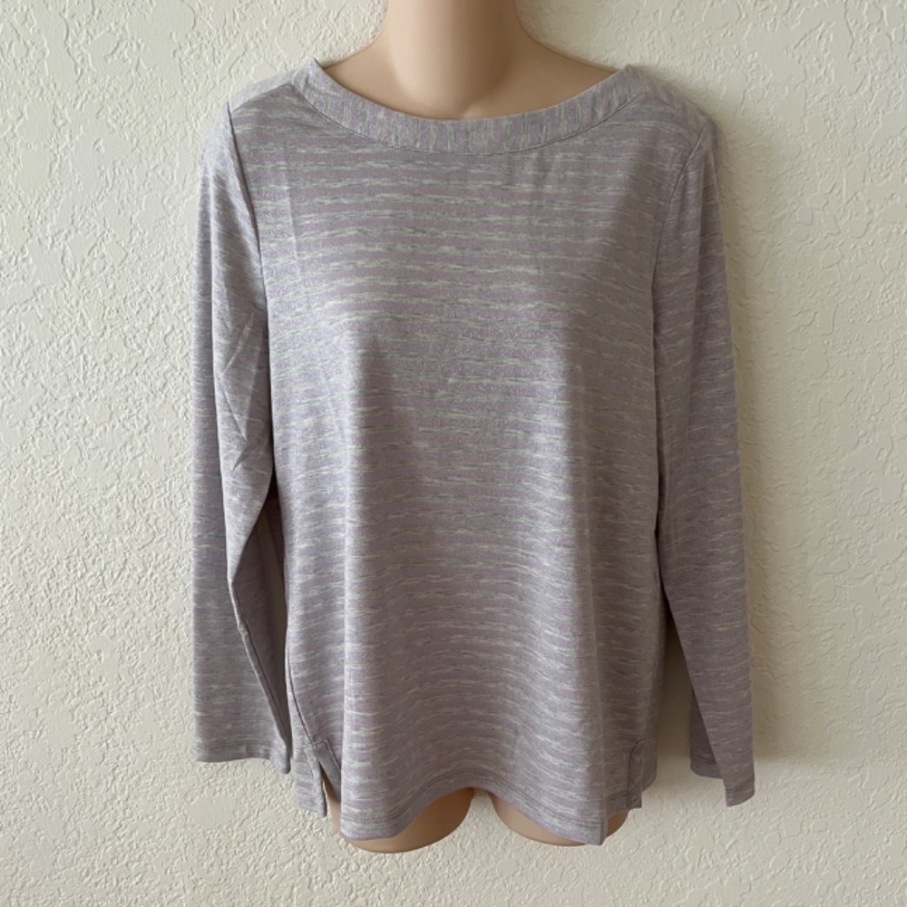 NWOT Chico’s Striped Subtle Silver Bling Gray/Lavender Long Sleeve Top Size 6-8 - Picture 2 of 10